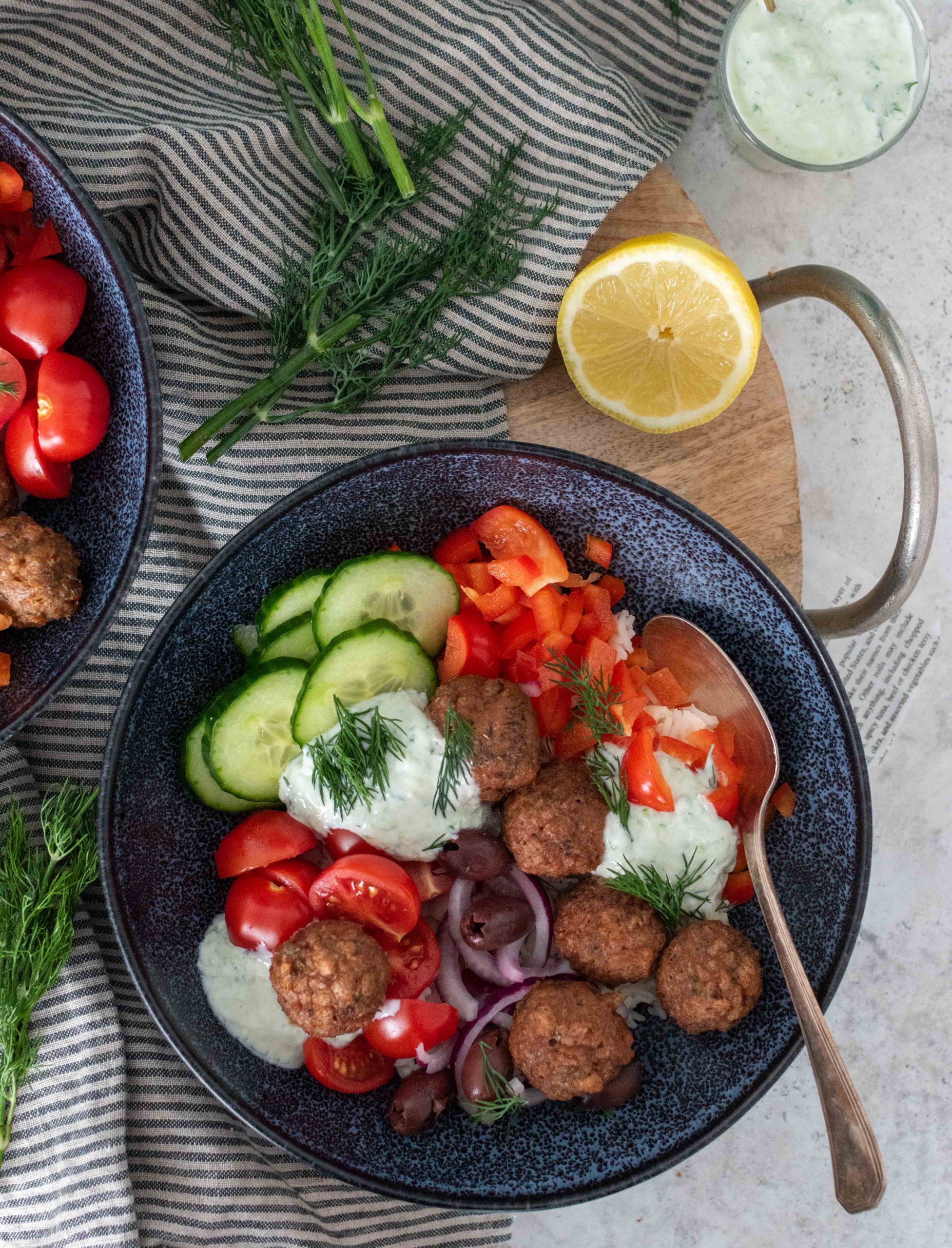 Griekse rijstbowl met vegetarische ballen - My Food Blog